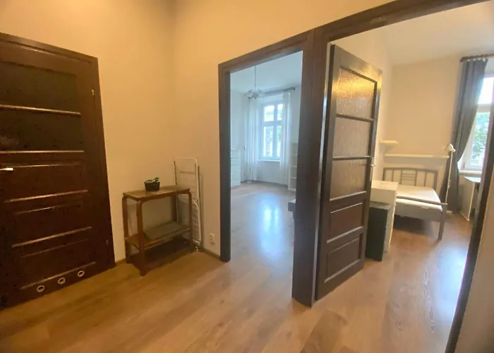 Comfortable Apartment In Centrum